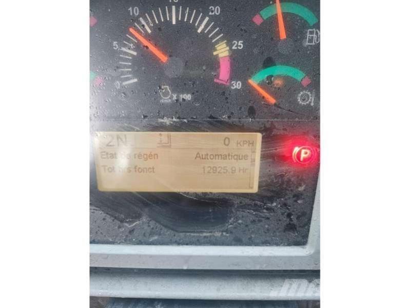 CAT 950K Колесни товарачи