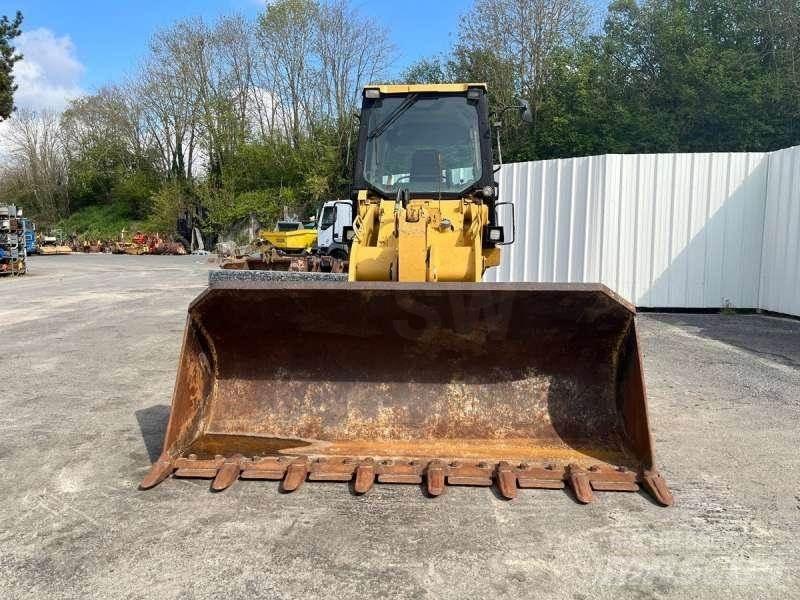 CAT 953C2 Верижен товарач