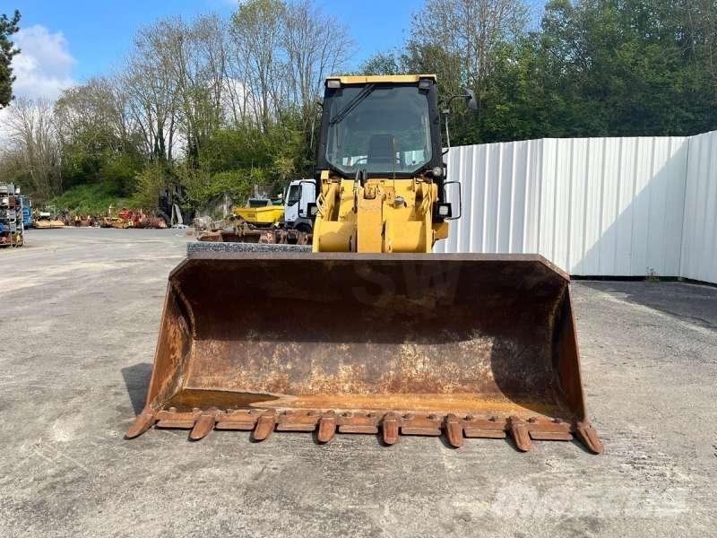CAT 953C2 Верижен товарач