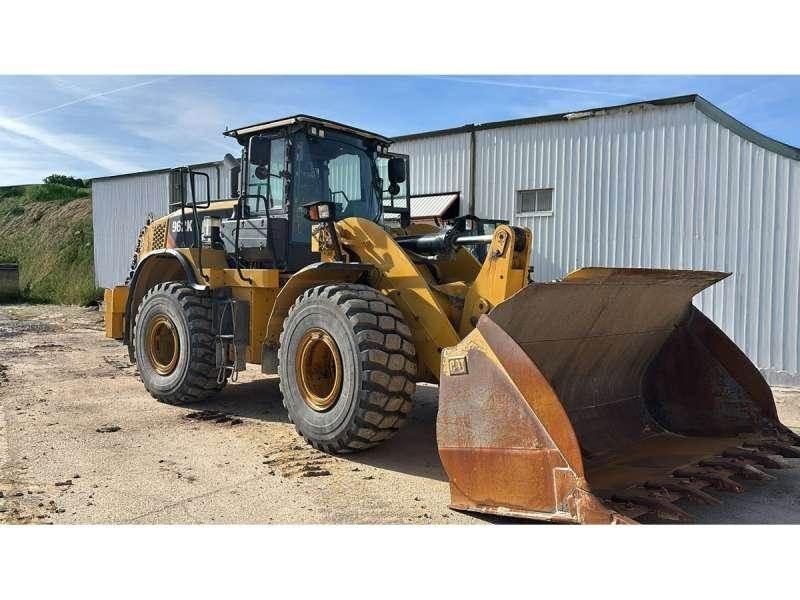 CAT 962K Колесни товарачи