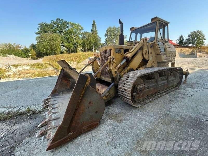 CAT 977K Верижен товарач