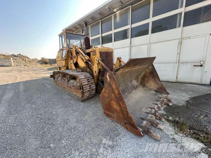 CAT 977K Верижен товарач