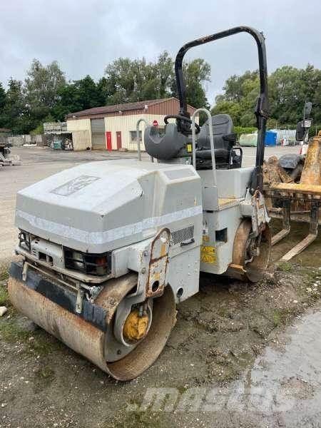 CAT CB224 Уплътнители за почва
