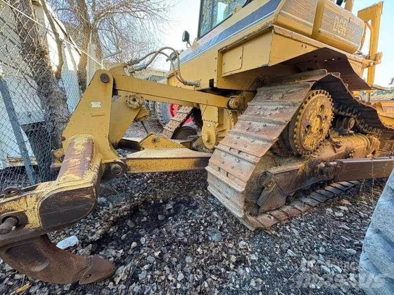 CAT D6RXL Верижни булдозери
