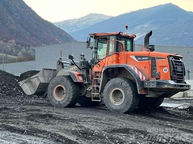 Doosan DL300 Колесни товарачи