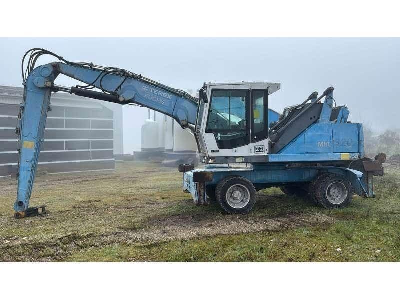 Fuchs MHL320 Оператори на отпадъци/индустрия
