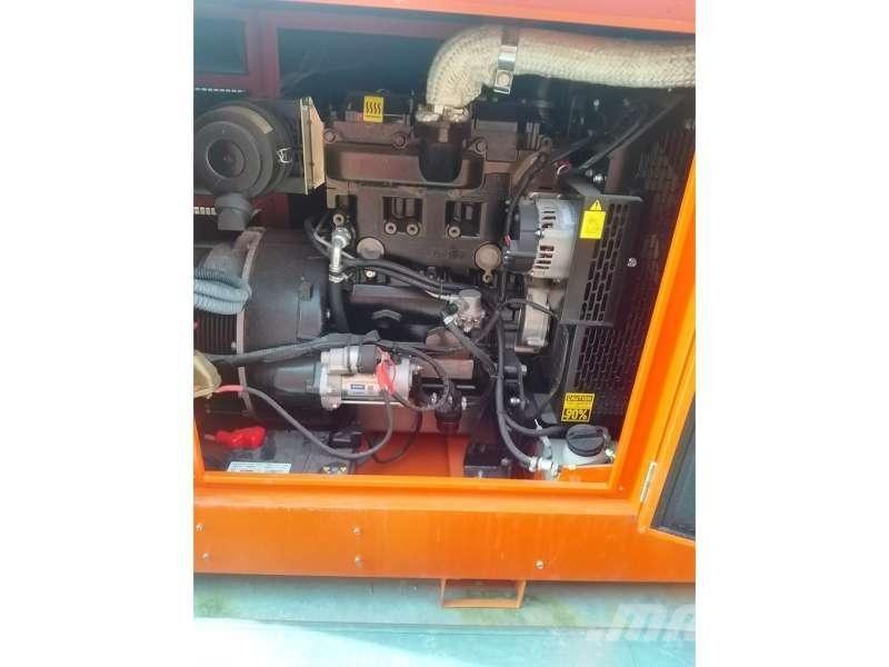  Gruau 22 KVA Дизелови генератори
