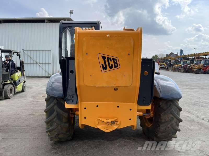 JCB 532-120 Телескопични товарачи