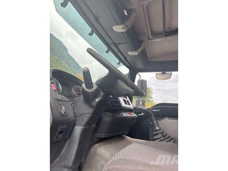 MAN 26/440 Самосвал