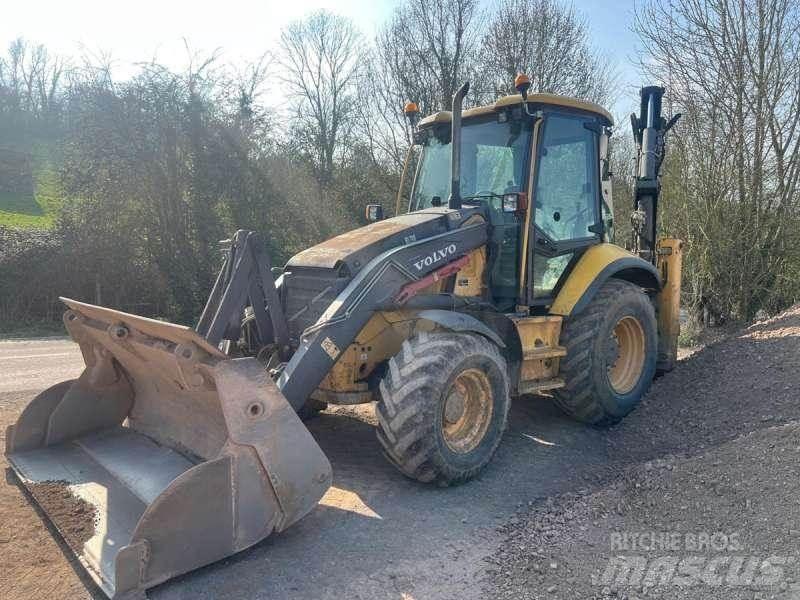 Volvo BL71B Товарач със заден ексватор