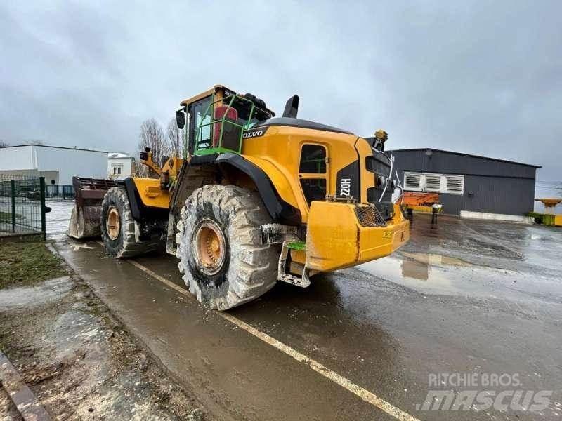 Volvo L220H Колесни товарачи