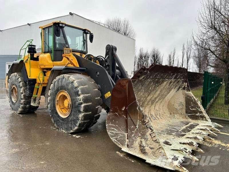 Volvo L220H Колесни товарачи