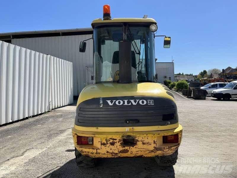Volvo L30B-Z Мини товарачи