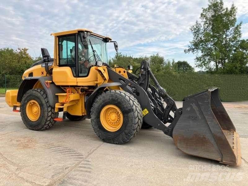 Volvo L90H Колесни товарачи