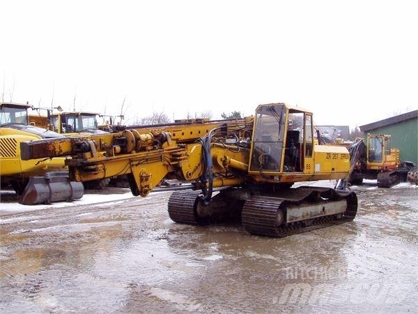 ABI / Zeppelin ZR26T / ABI Пилоти
