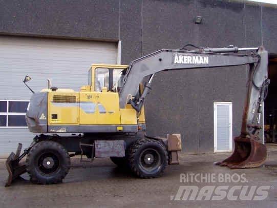 Åkerman EW150 Колесни екскаватори