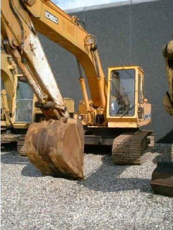 Kobelco 907 Верижен екскаватор