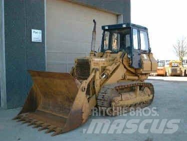 Komatsu D53S Верижен товарач