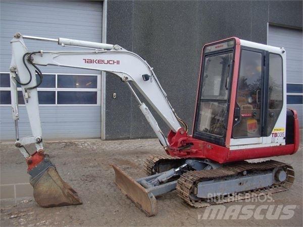 Takeuchi TB035 Мини екскаватори < 7 т