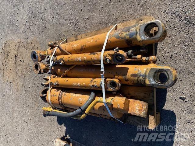 CASE 621 HYDRAULIKA Хидравлични