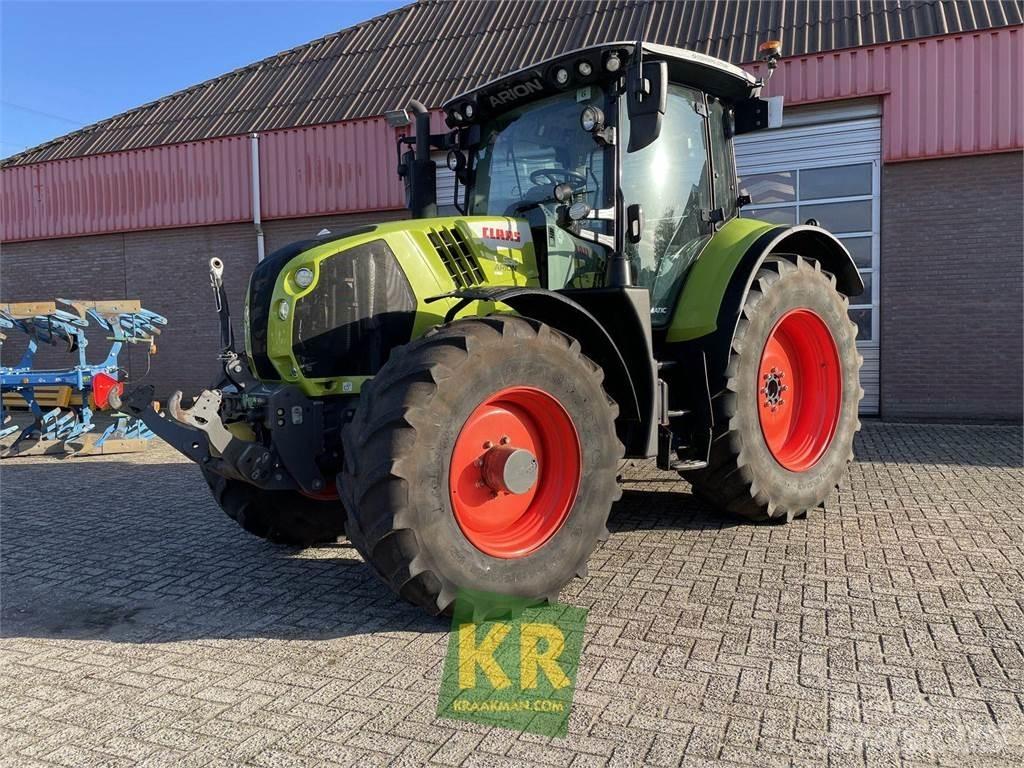 CLAAS Arion 530 Трактори
