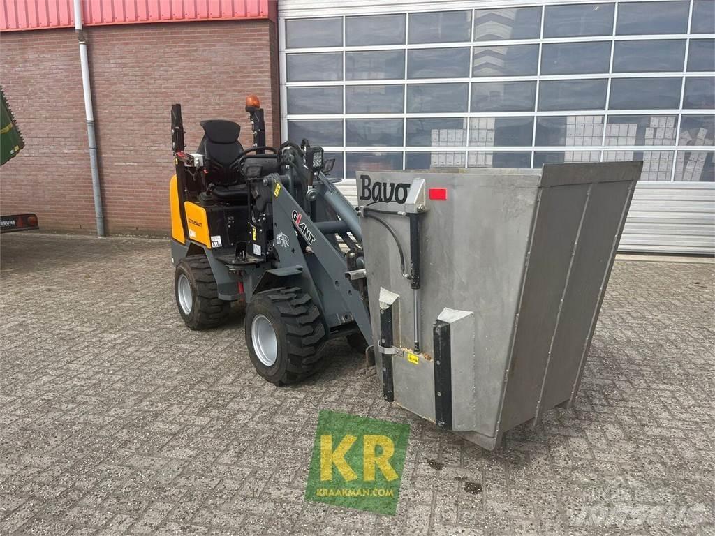 GiANT D332 Челни товарачи и багери