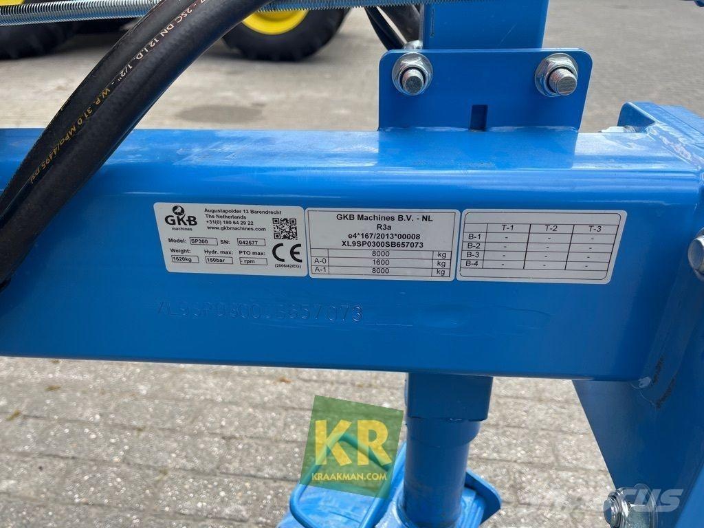  GKB Sandspreader Разстилачки на пясък и сол