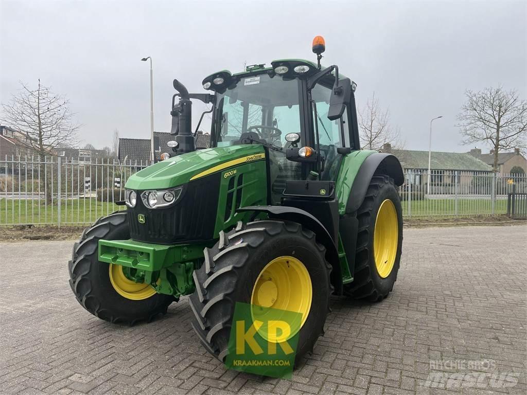 John Deere 6100M Трактори