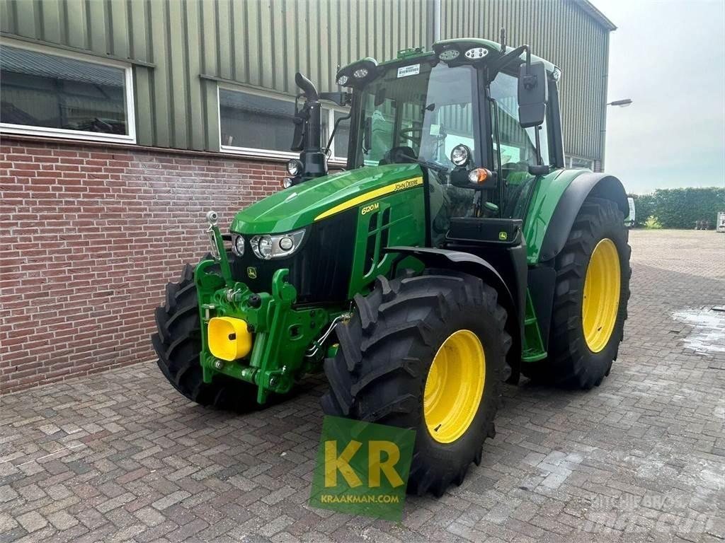 John Deere 6120M Трактори