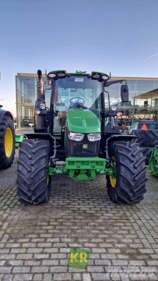 John Deere 6120M Трактори