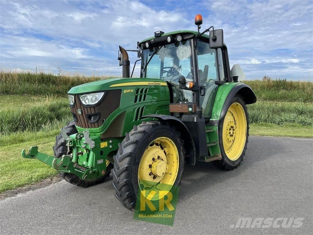 John Deere 6125M Трактори