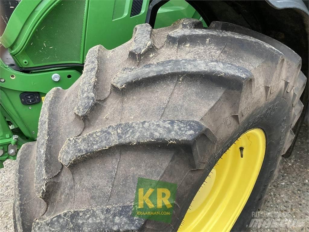 John Deere 6130R Трактори