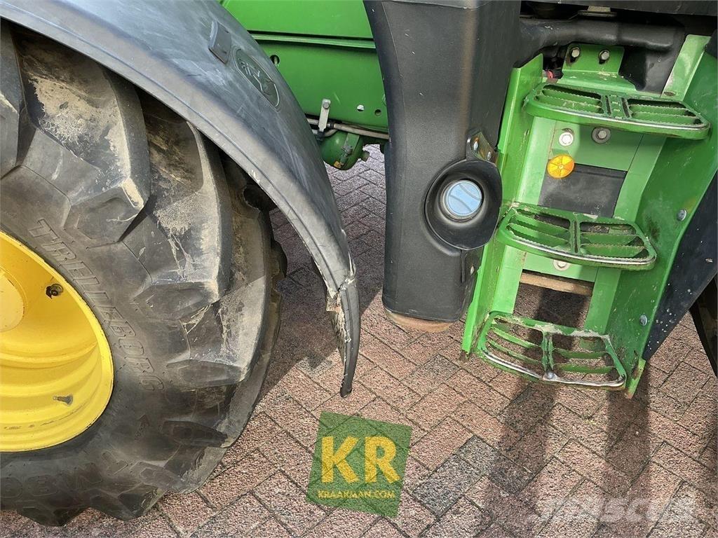 John Deere 6130R Трактори