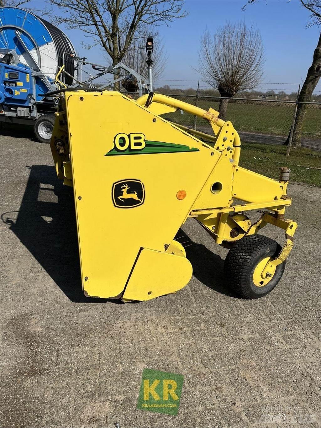 John Deere 630B Аксесоари за машини за сено и фураж
