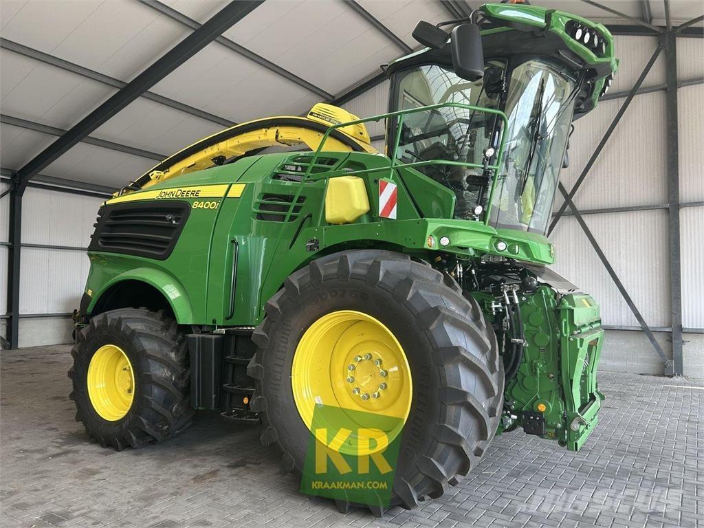 John Deere 8400 Фуражни комбайни