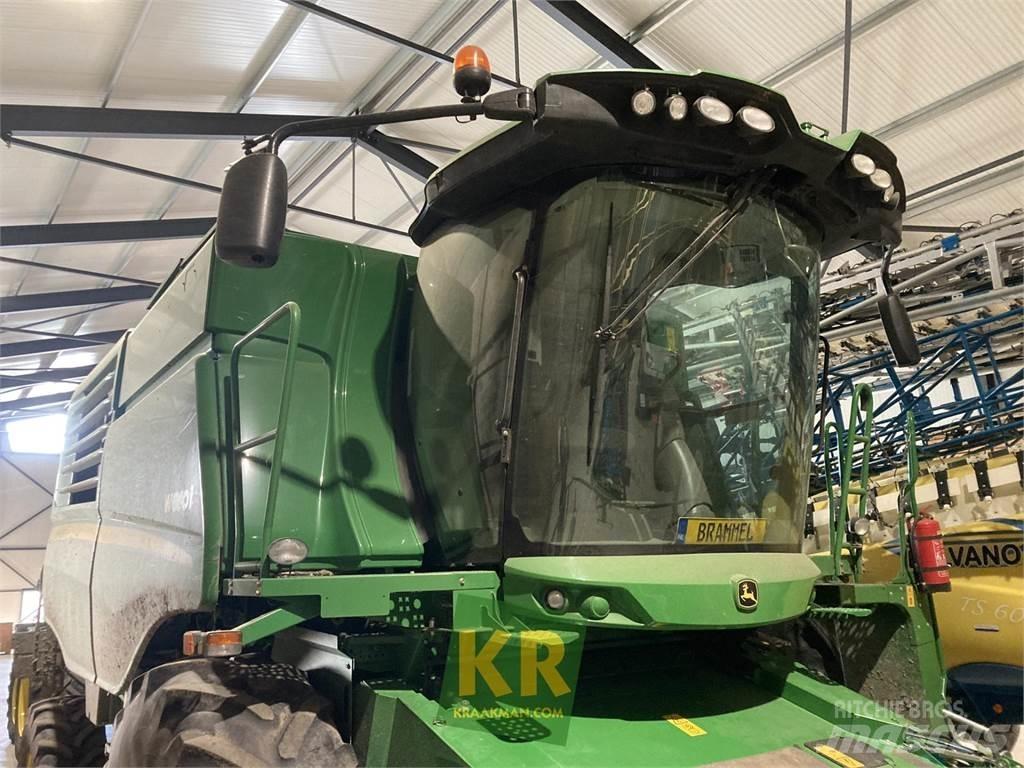 John Deere W650 Комбайни