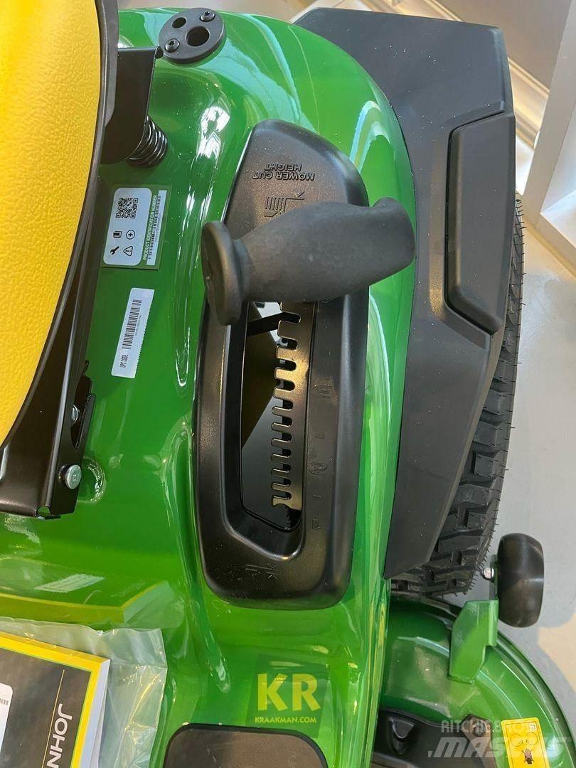 John Deere X127 Тракторни косачки