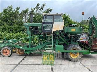 Krakei 6610 rooier Комбайни за картофи и копачи