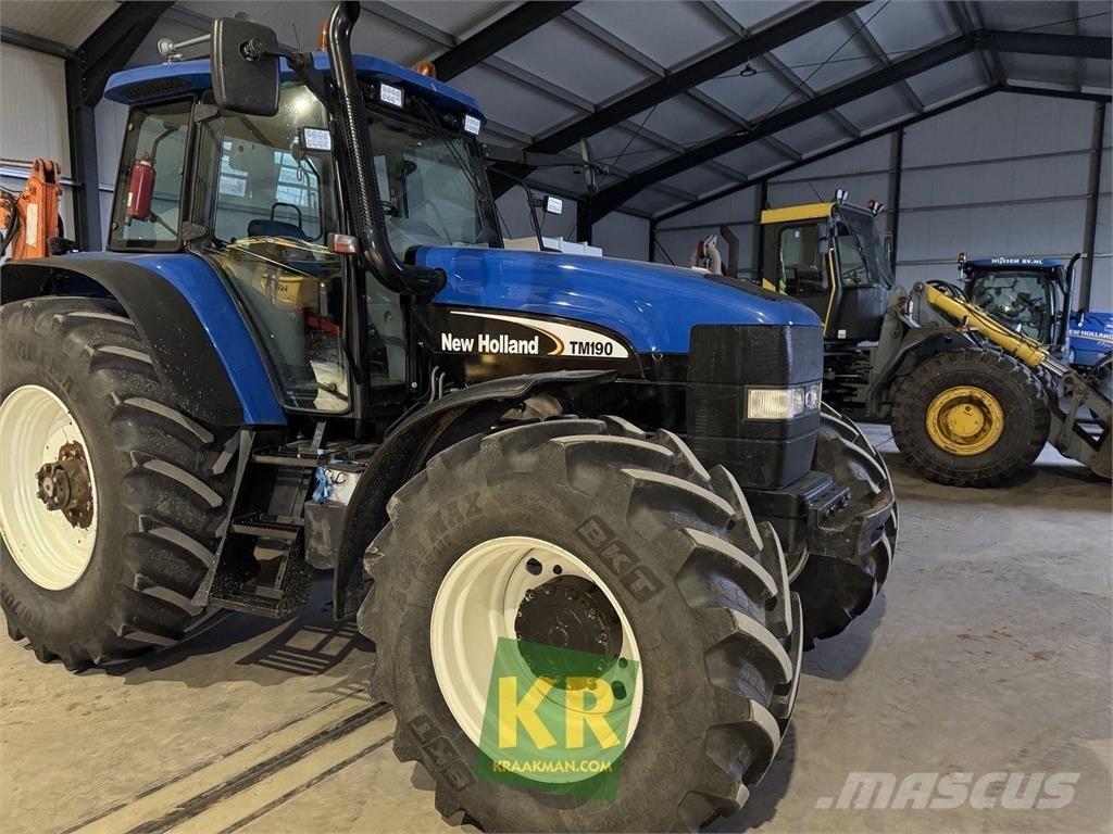 New Holland TM190 Трактори