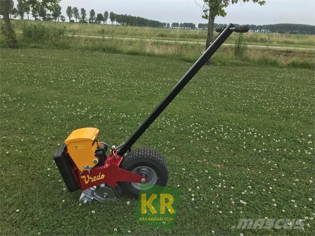 Vredo Turf Buddy Редосеялки