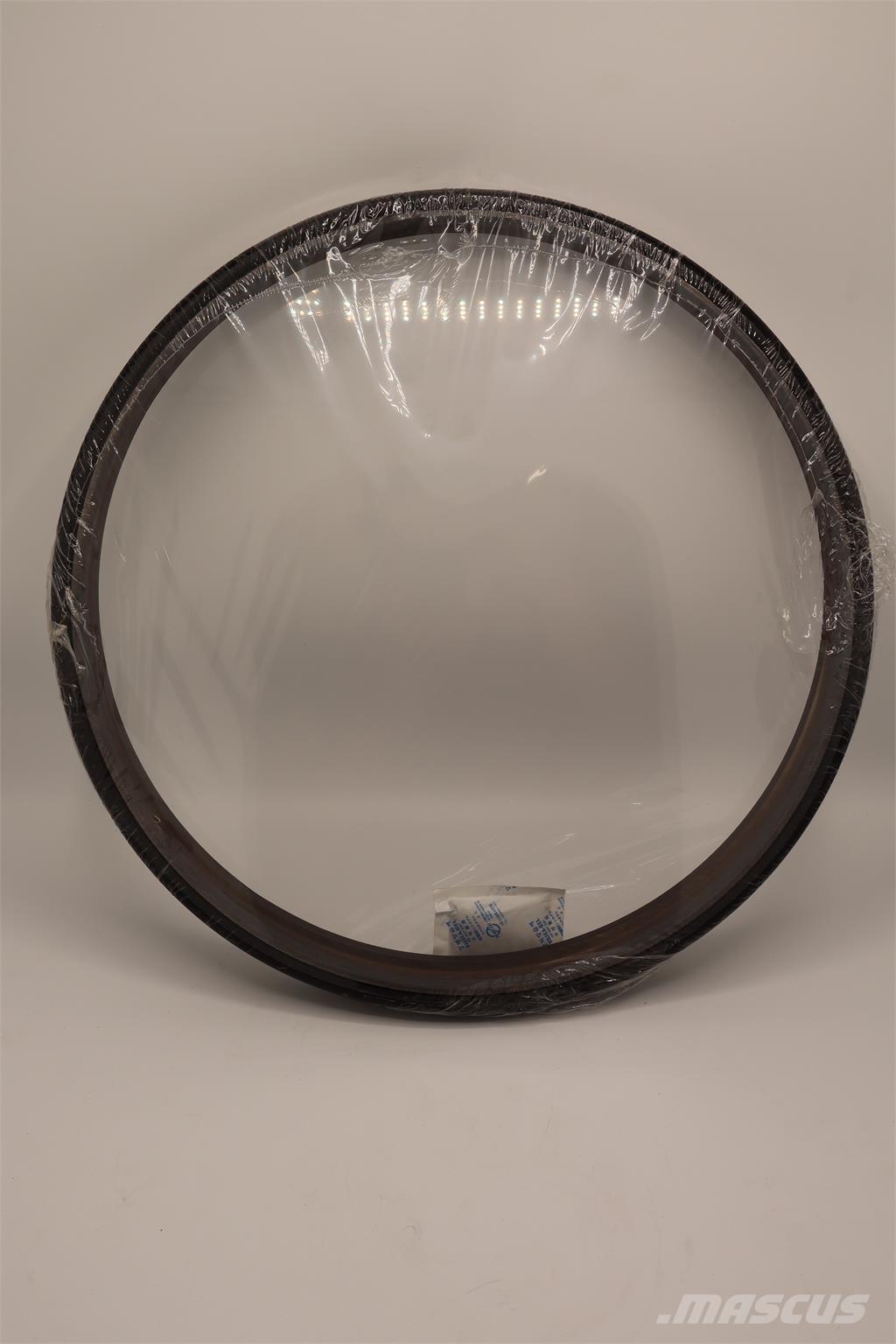 Volvo TÄTNING Предаване