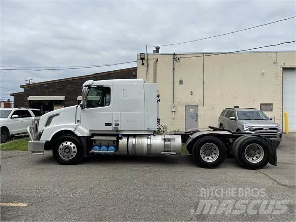 Volvo VNL64T630 Влекачи