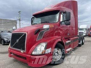 Volvo VNL64T730 Влекачи