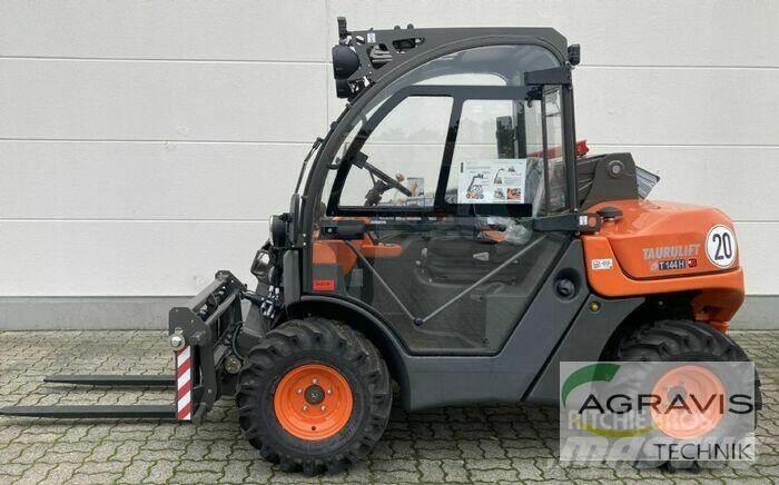 Ausa T144H Телескопични товарачи за селското стопанство