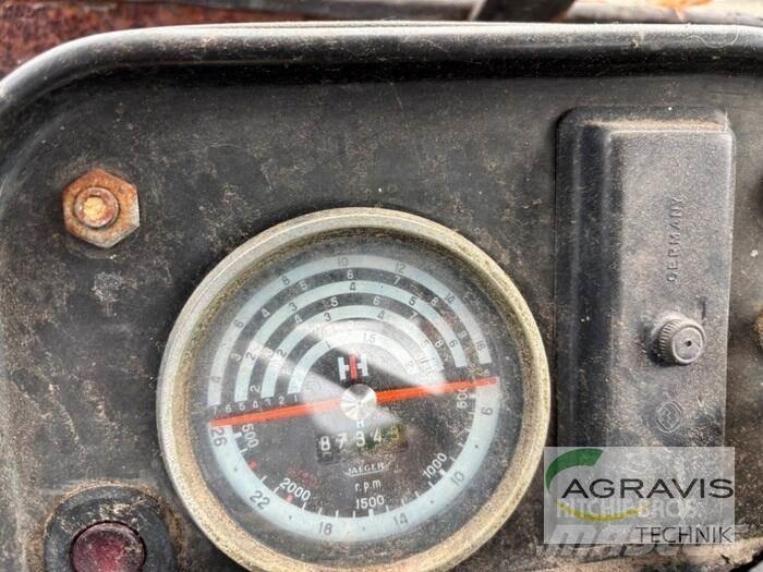 Case IH 844 S Трактори