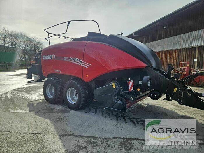 Case IH LB 424 R RL6 Балопреси квадратни
