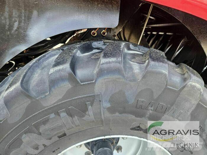 Case IH LB 424 R RL6 Балопреси квадратни
