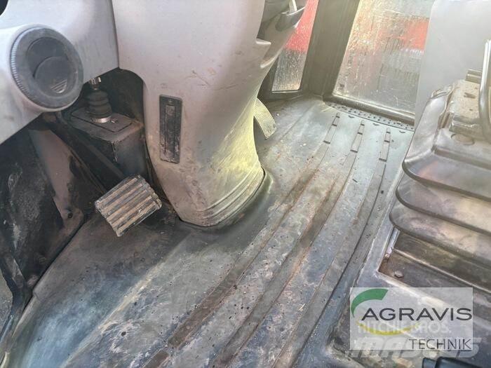 CAT 908 Колесни товарачи