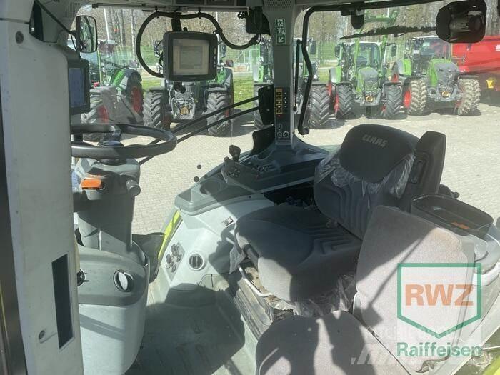 CLAAS Arion 660 Трактори