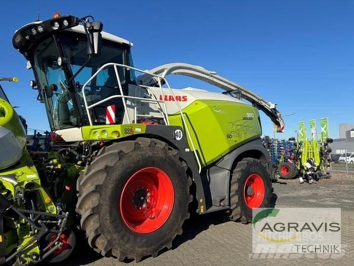 CLAAS JAGUAR 970 Самоходни фуражири